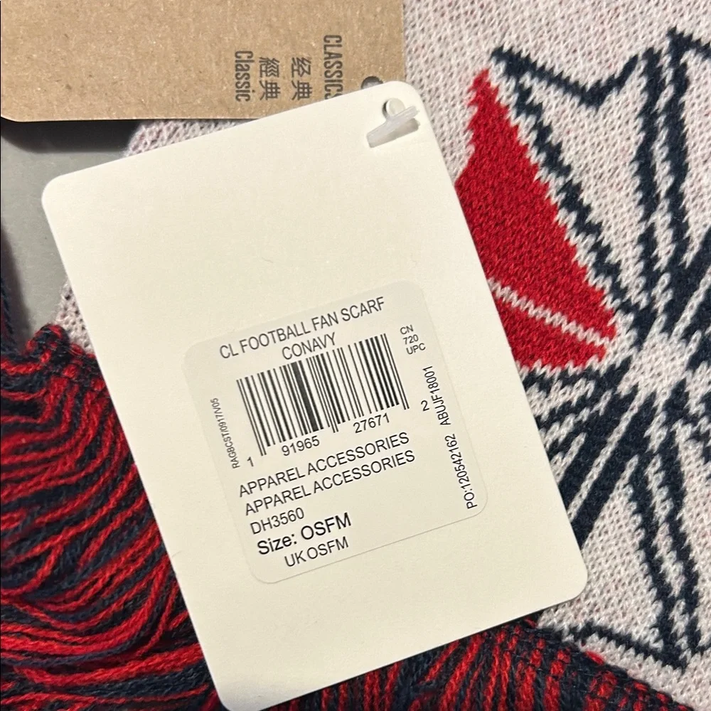Reebok Classic Black and Red Scarf